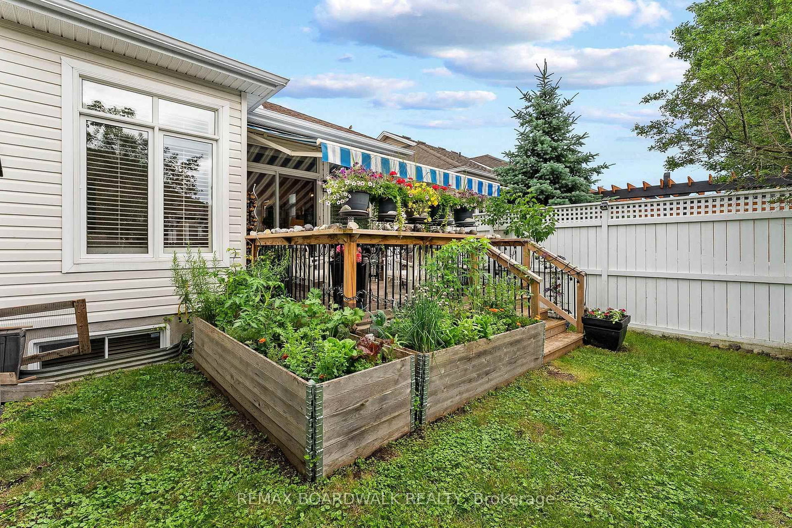 251 Bulrush Crescent • Ottawa, ON photo 37