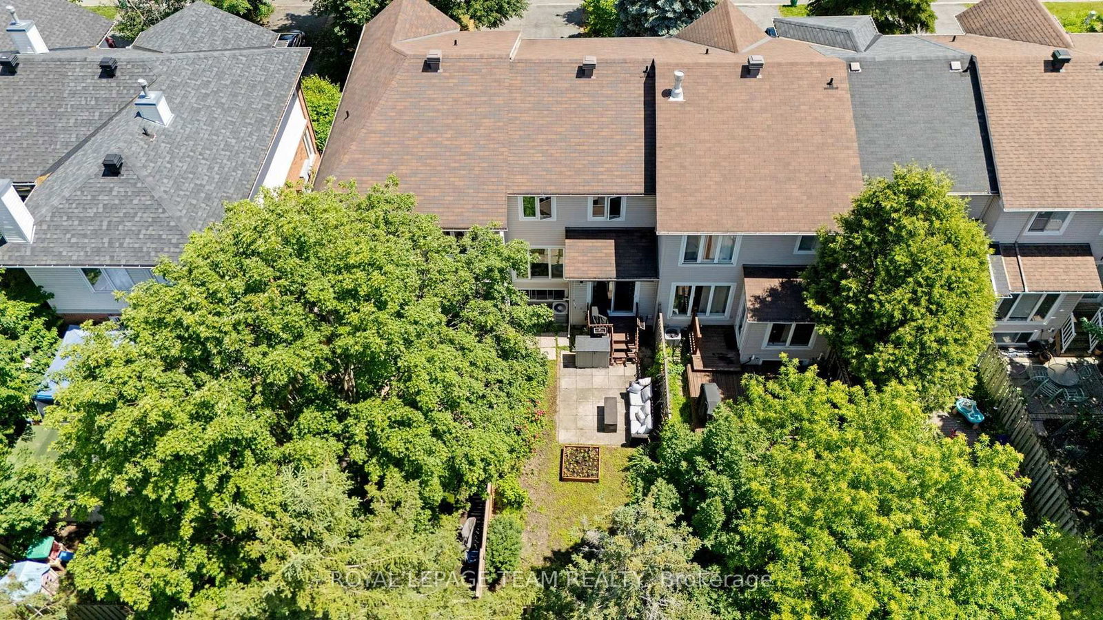 193 Thornbury Crescent • Ottawa, ON photo 28