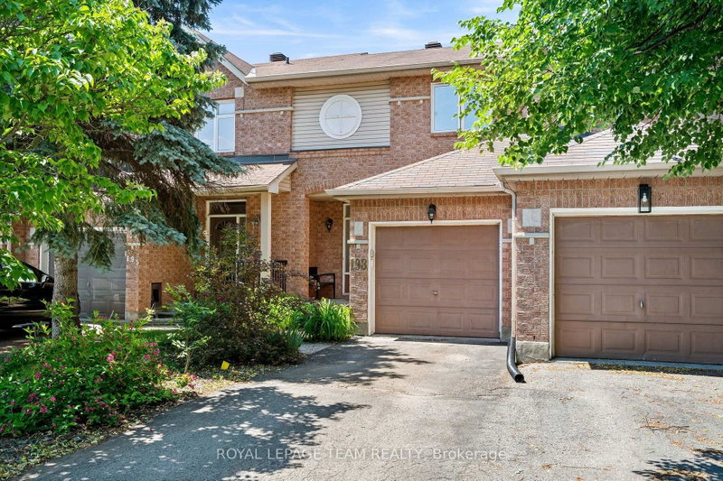 193 Thornbury Crescent