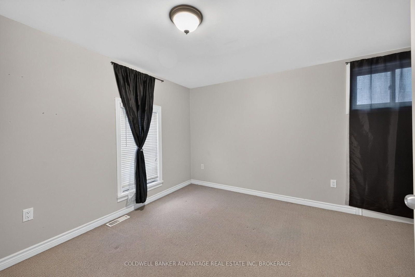 183 KNOLL Street • Port Colborne, ON photo 15