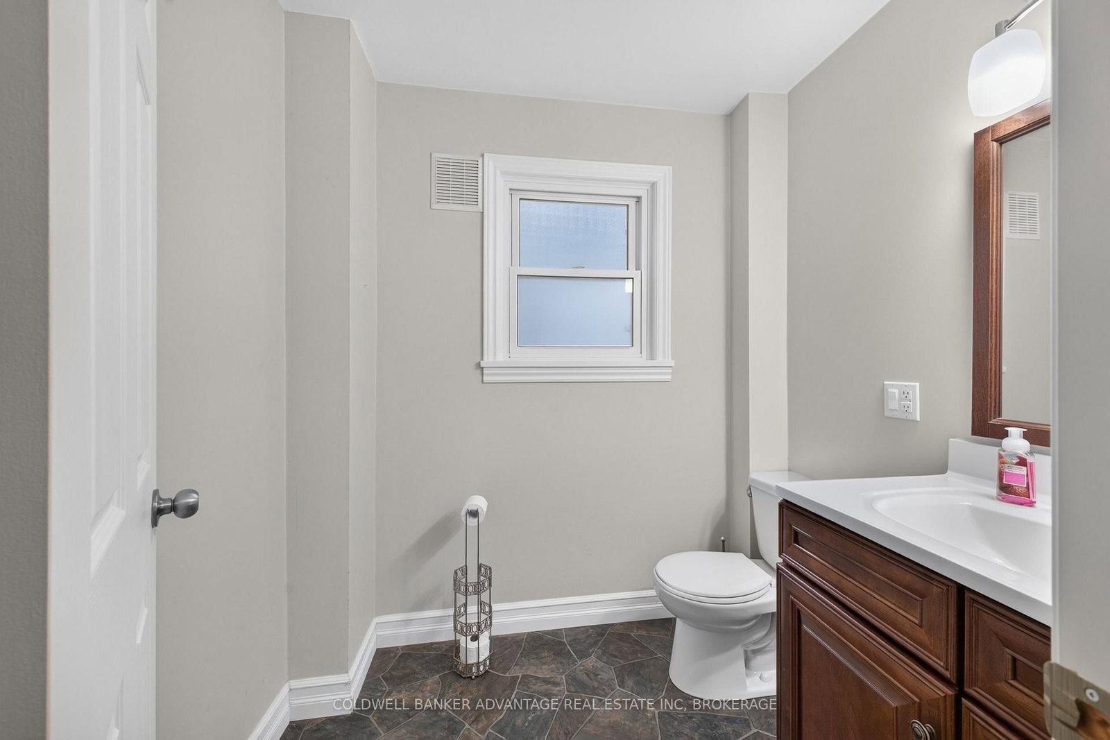 183 KNOLL Street • Port Colborne, ON photo 16