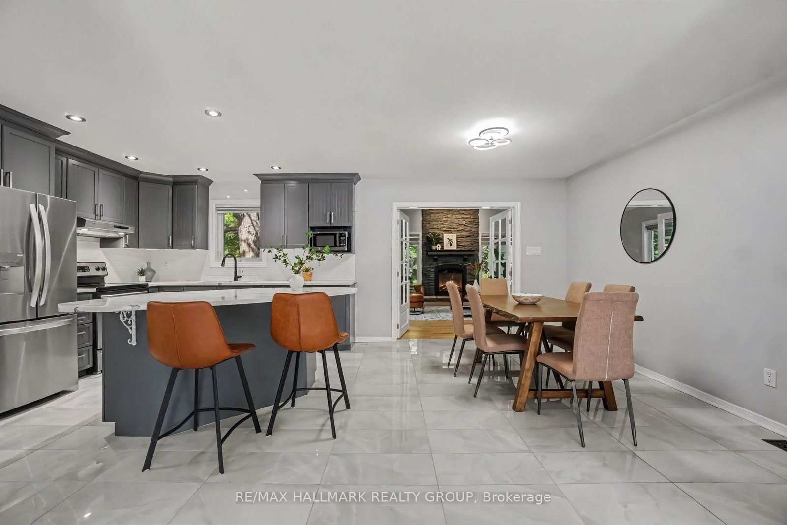 7273 Mitch Owens Road • Ottawa, ON photo 12