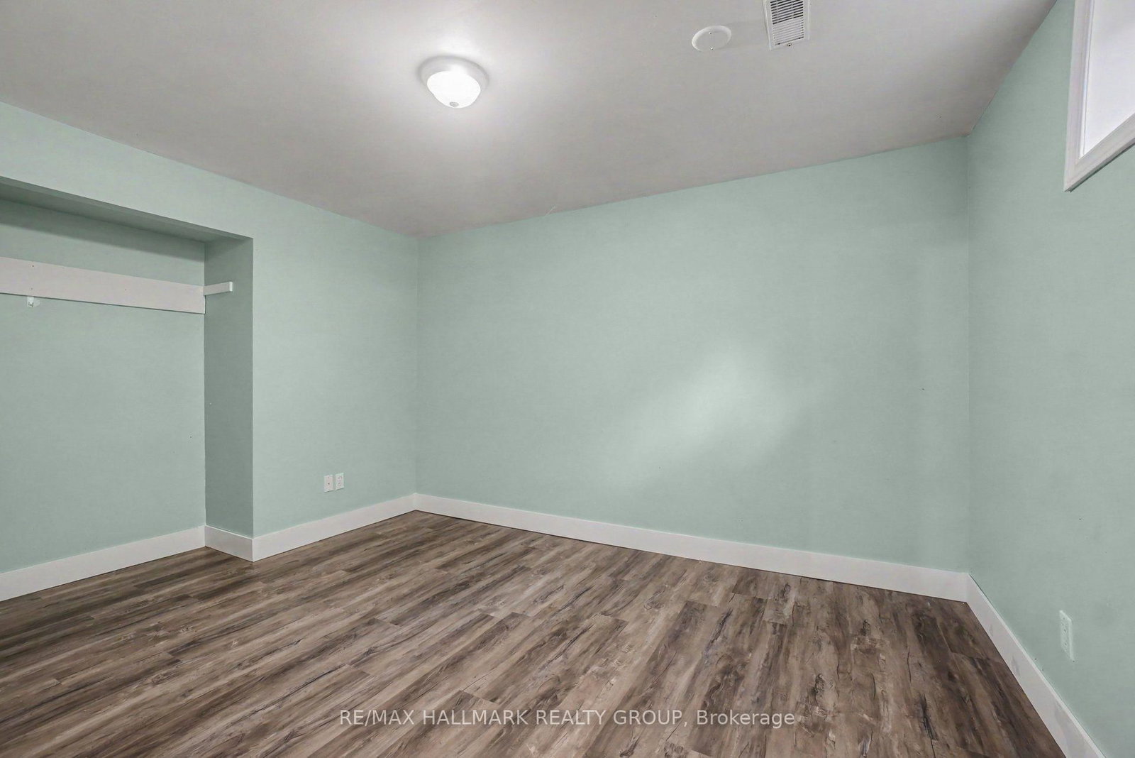 7273 Mitch Owens Road • Ottawa, ON photo 25