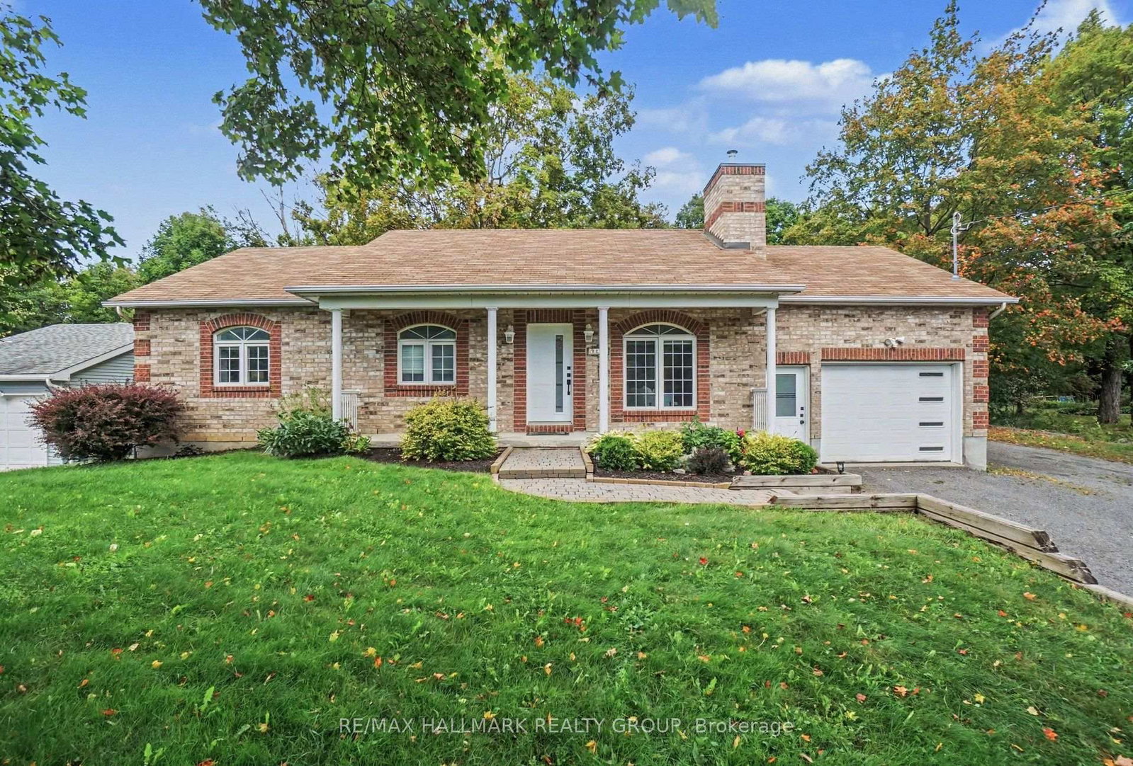 7273 Mitch Owens Road • Ottawa, ON photo 37
