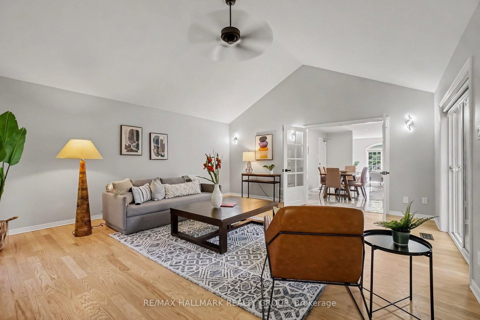 7273 Mitch Owens Road • Ottawa, ON photo 8