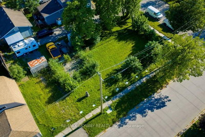 309 Dain Avenue • Welland, ON photo 2