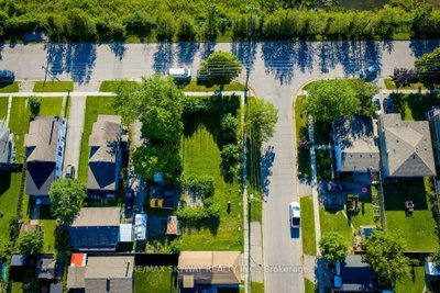 309 Dain Avenue • Welland, ON photo 5