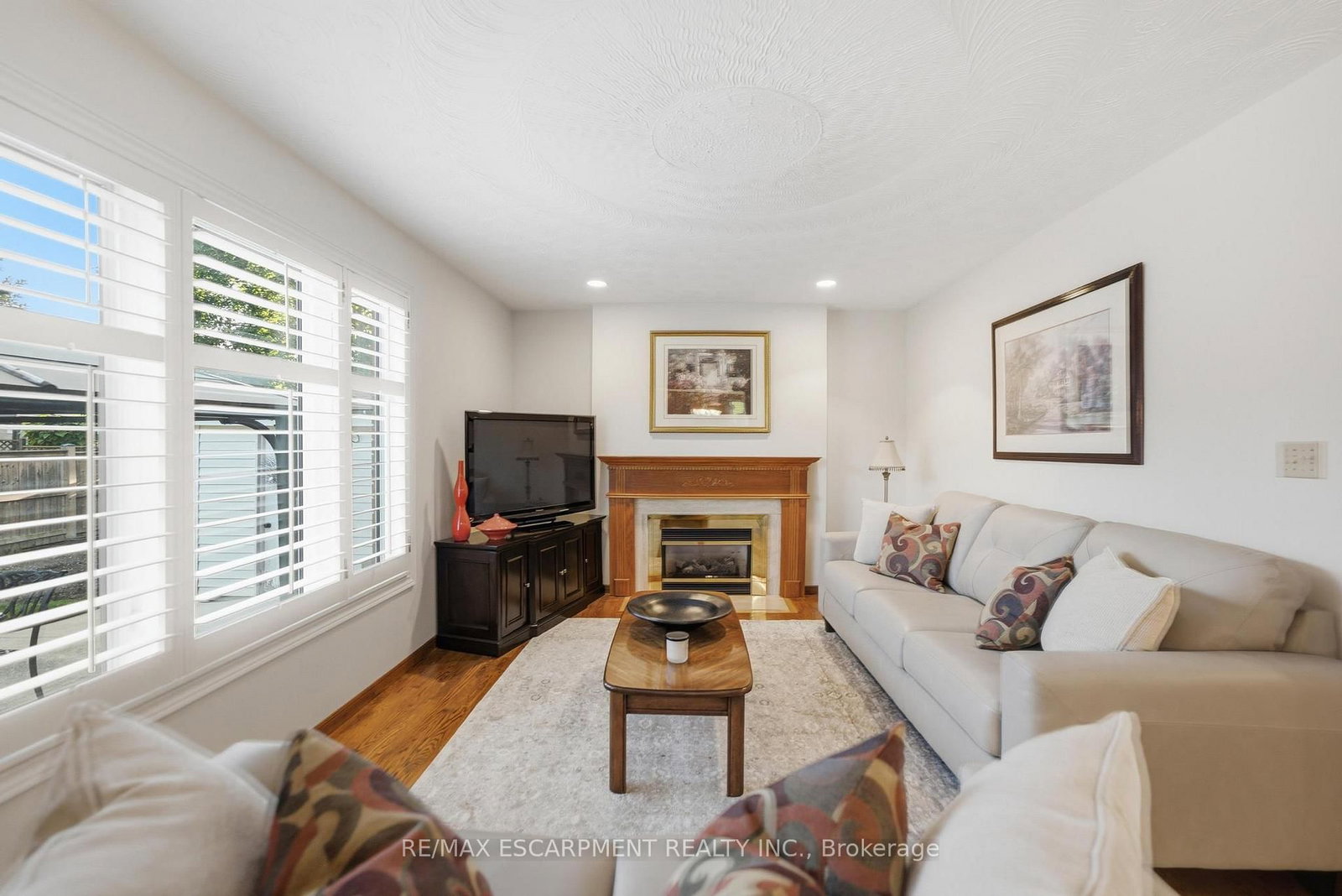 11 Gabriele Court • Hamilton, ON photo 12
