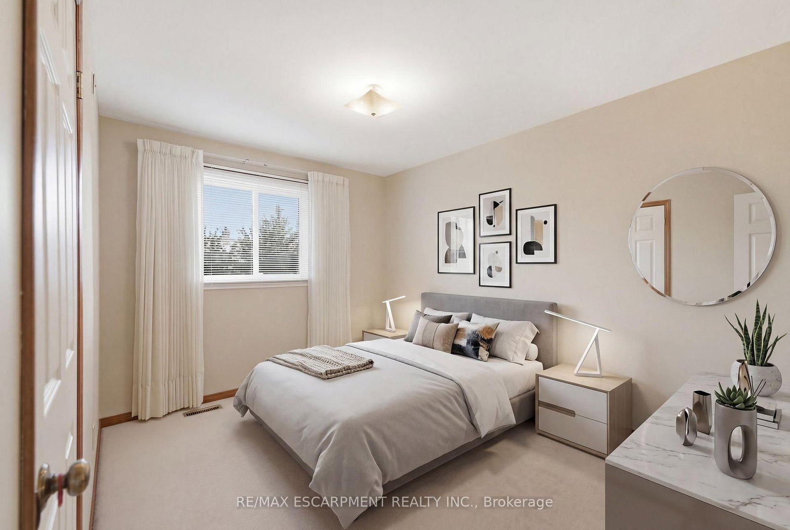 11 Gabriele Court • Hamilton, ON photo 27