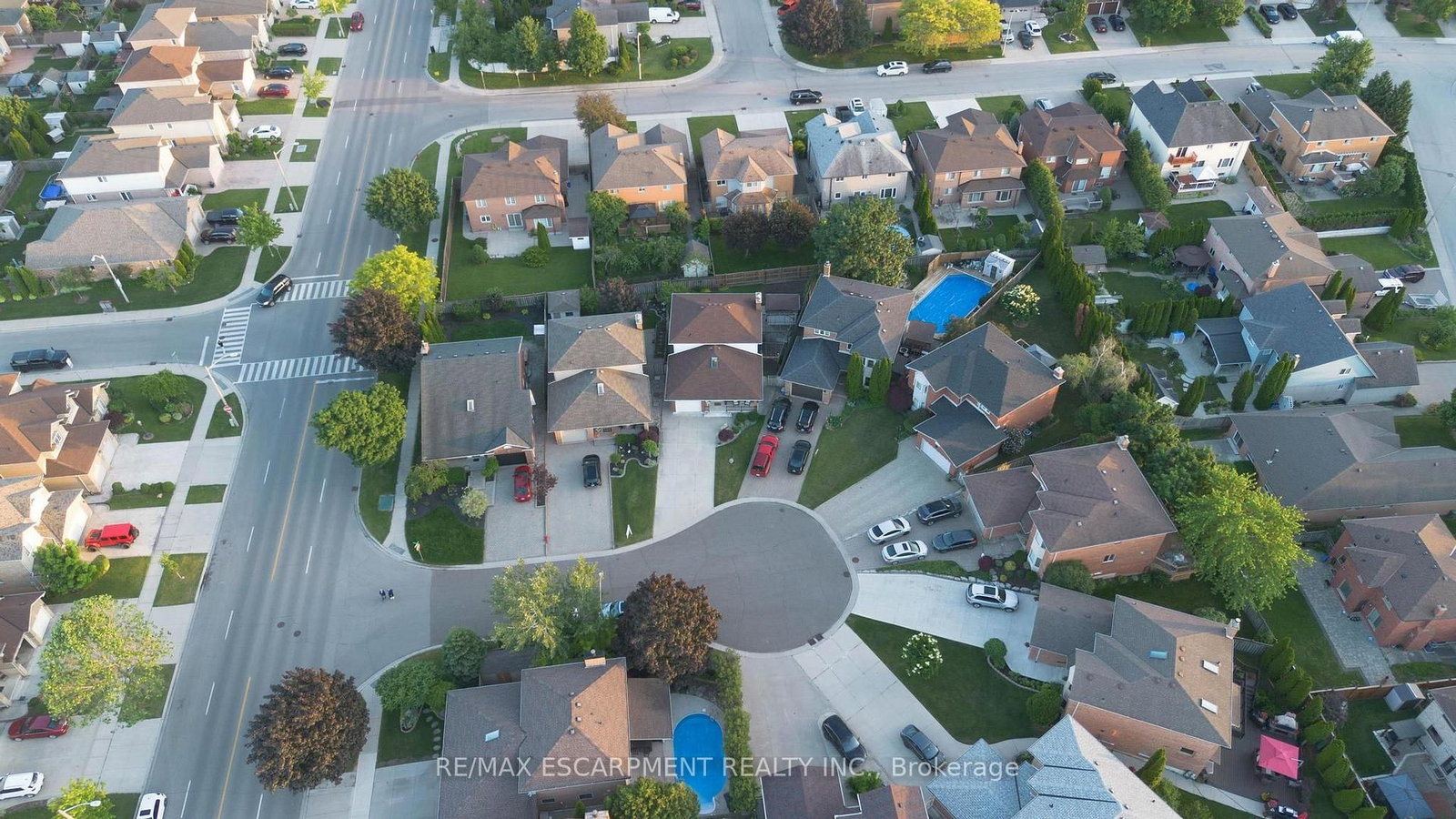 11 Gabriele Court • Hamilton, ON photo 40