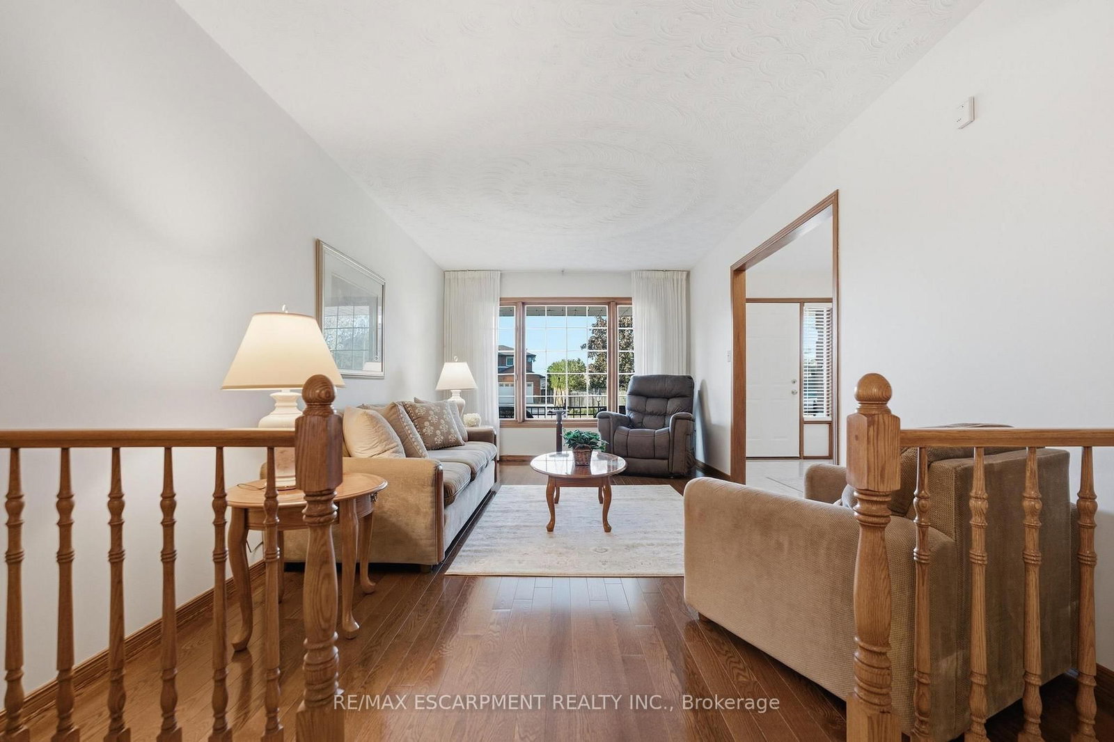 11 Gabriele Court • Hamilton, ON photo 8