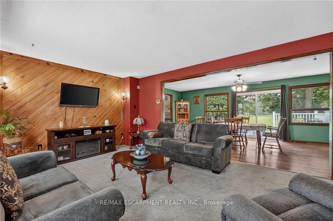 3294 South Grimsby Road 7 • Grimsby, ON photo 11