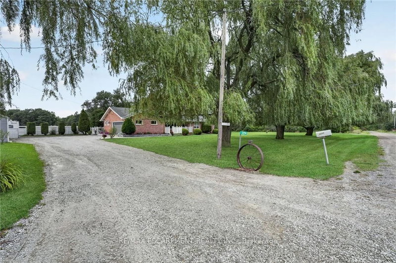 3294 South Grimsby Road 7
