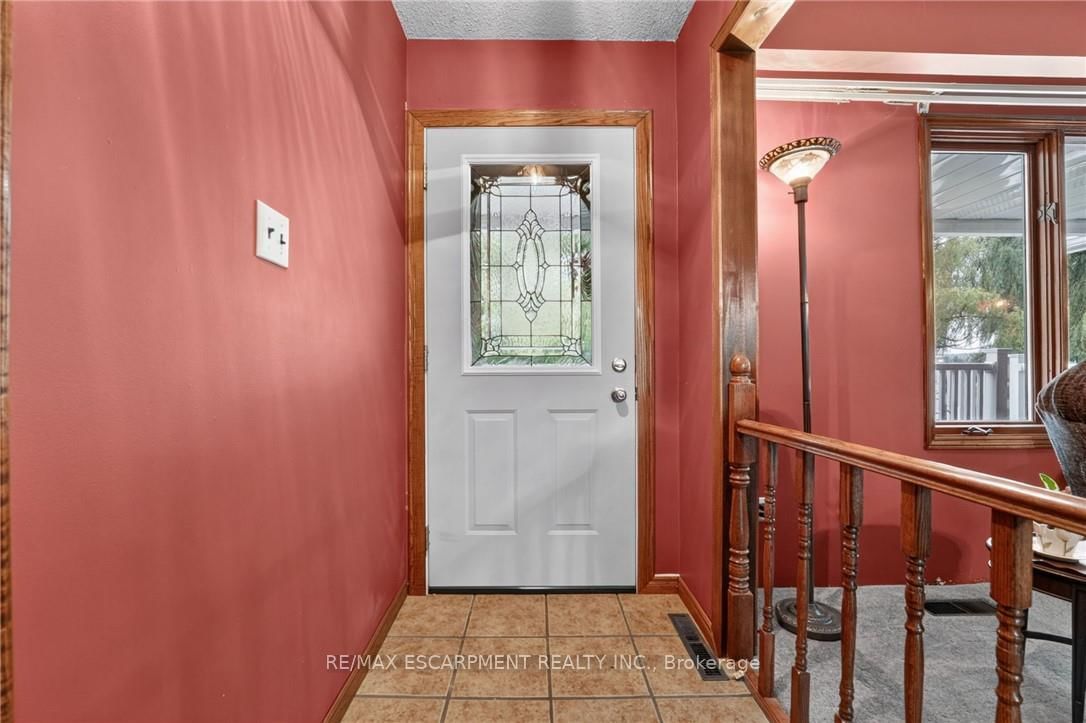 3294 South Grimsby Road 7 • Grimsby, ON photo 8