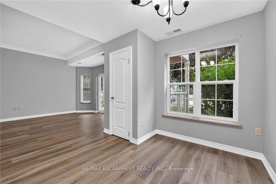 317 Lock Street W • #113 • Haldimand, ON photo 14