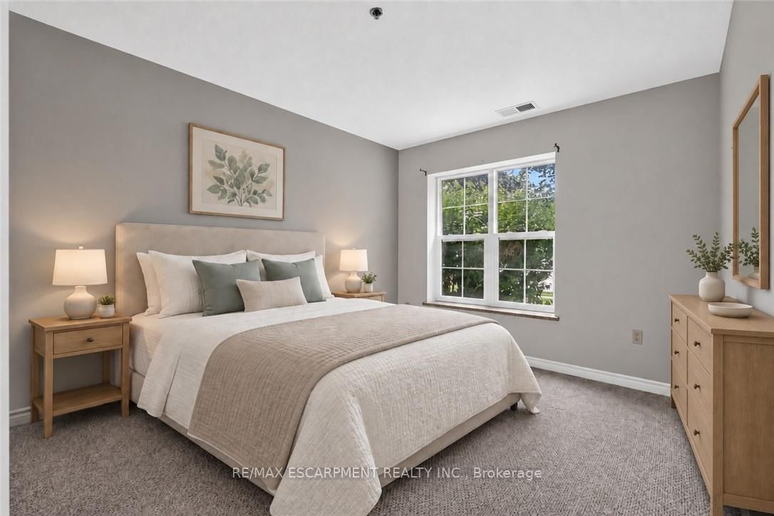 317 Lock Street W • #113 • Haldimand, ON photo 18