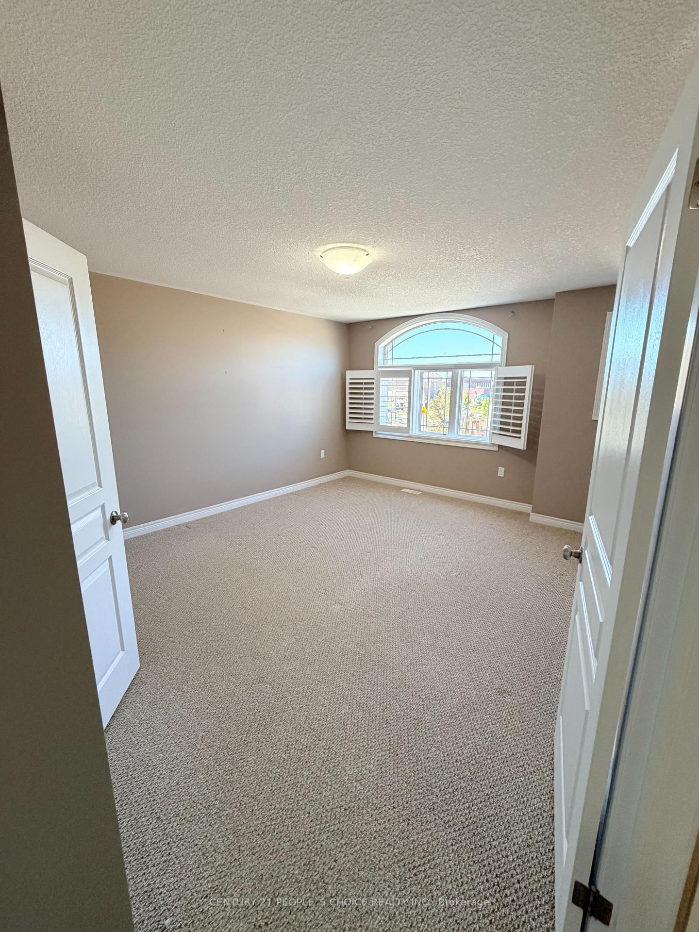 4 Charleswood Crescent • Hamilton, ON photo 18