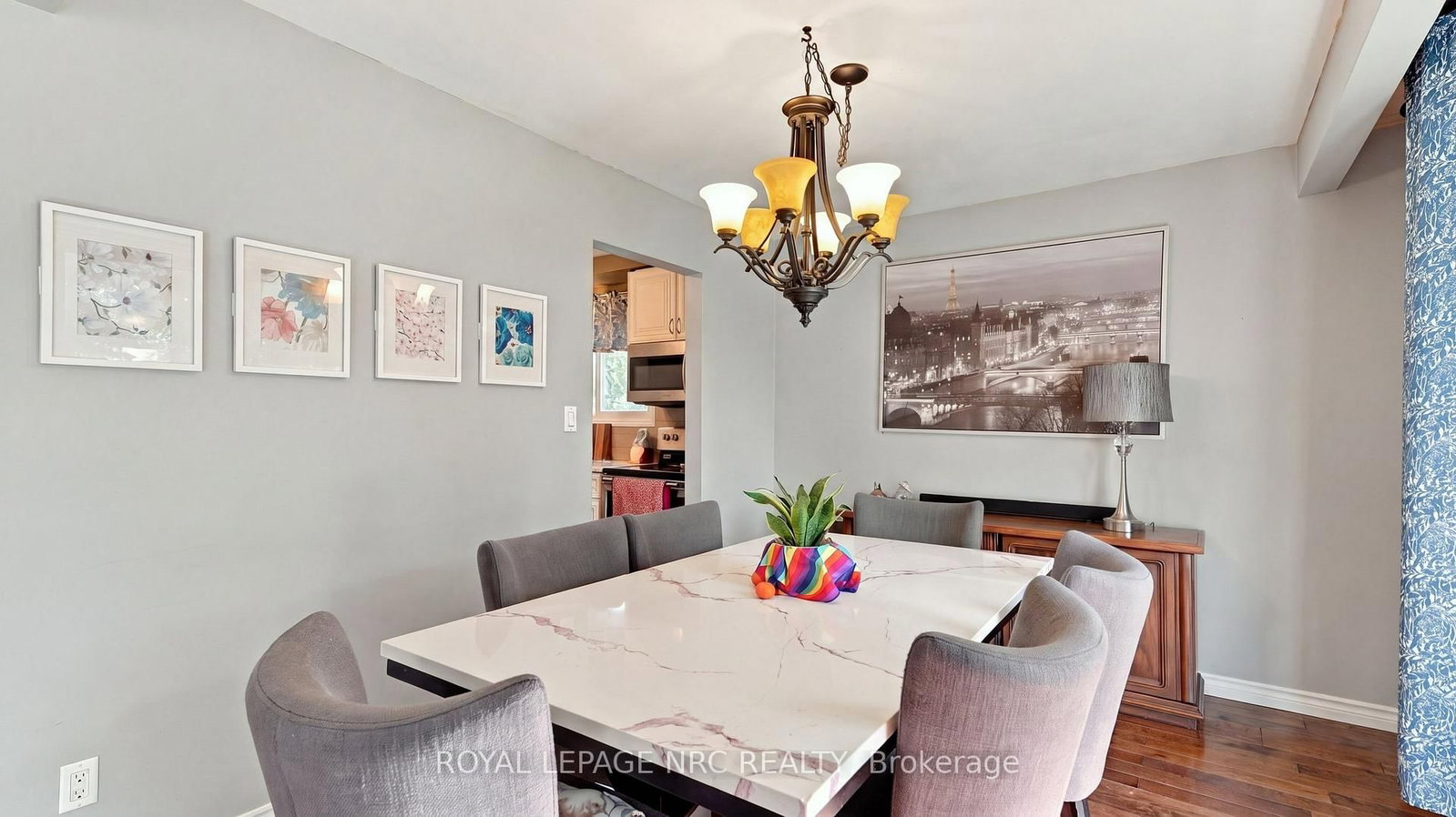 25 Sherwood Forest Trail • Welland, ON photo 11