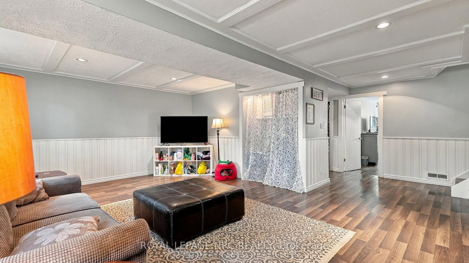 25 Sherwood Forest Trail • Welland, ON photo 28