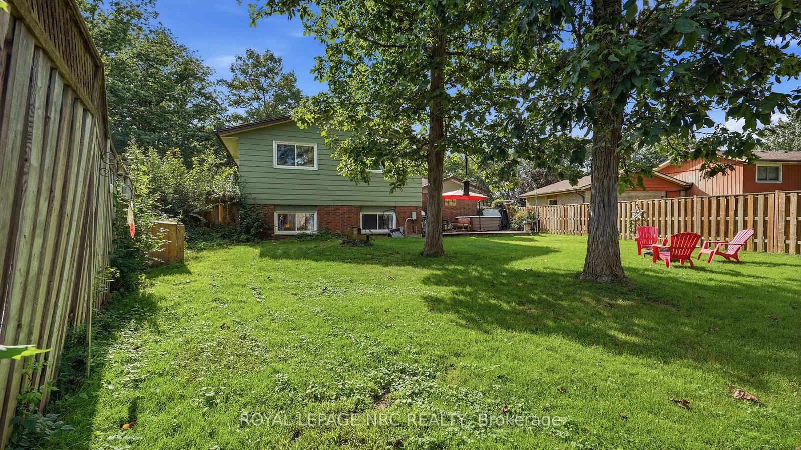 25 Sherwood Forest Trail • Welland, ON photo 43