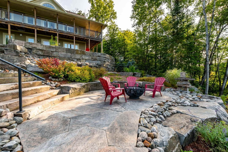 21 Deerhurst Highlands Drive