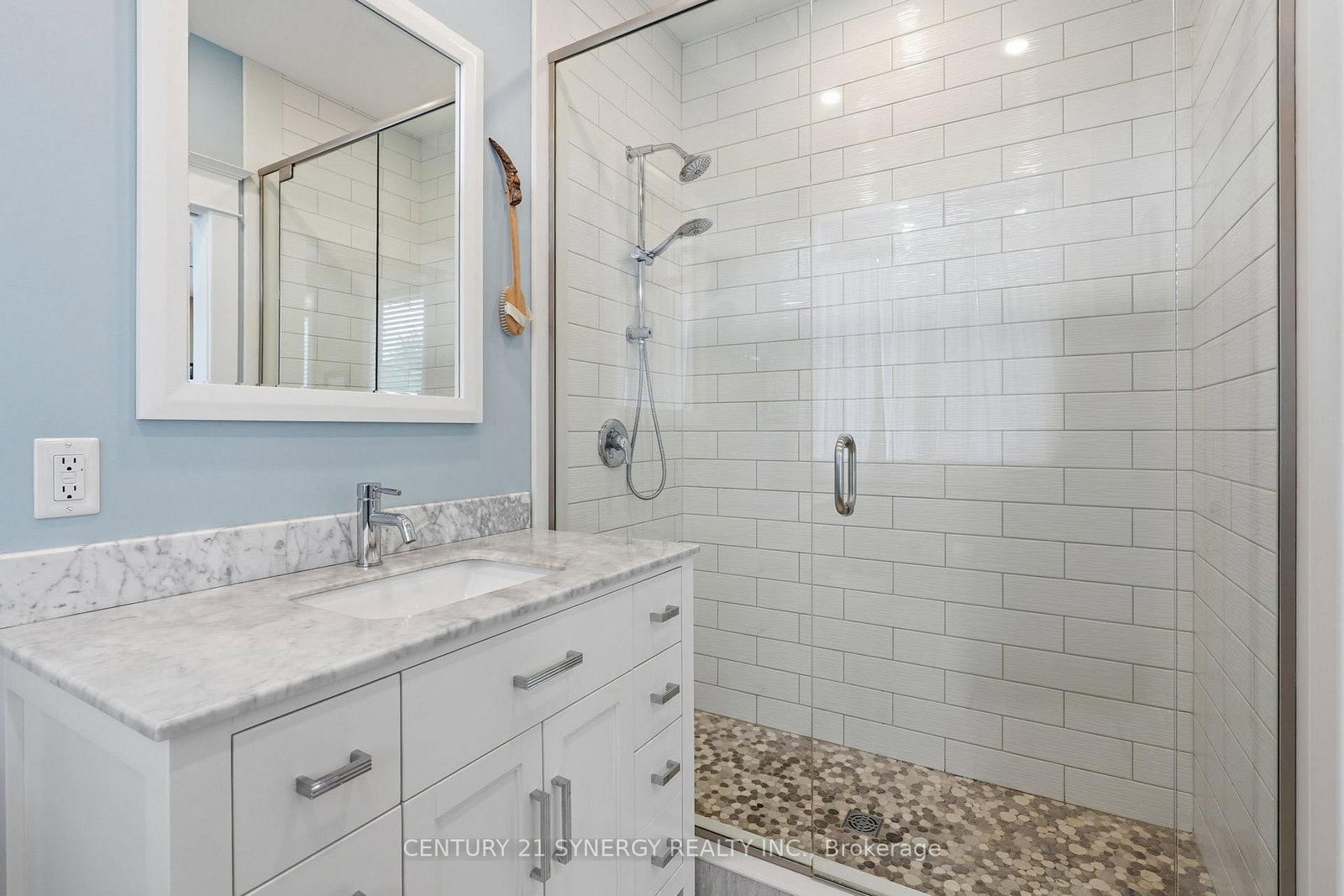 8279 Nova Lux Way • Metcalfe, ON photo 20