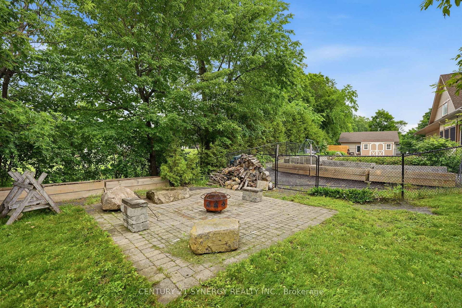 8279 Nova Lux Way • Metcalfe, ON photo 34