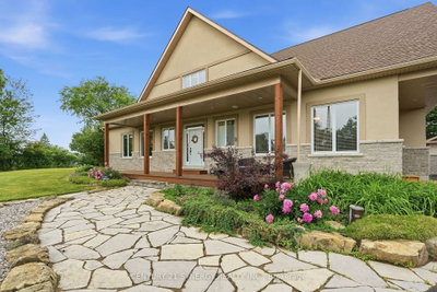 8279 Nova Lux Way • Metcalfe, ON photo 4