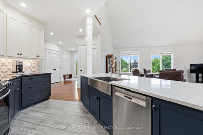 8279 Nova Lux Way • Metcalfe, ON photo 8
