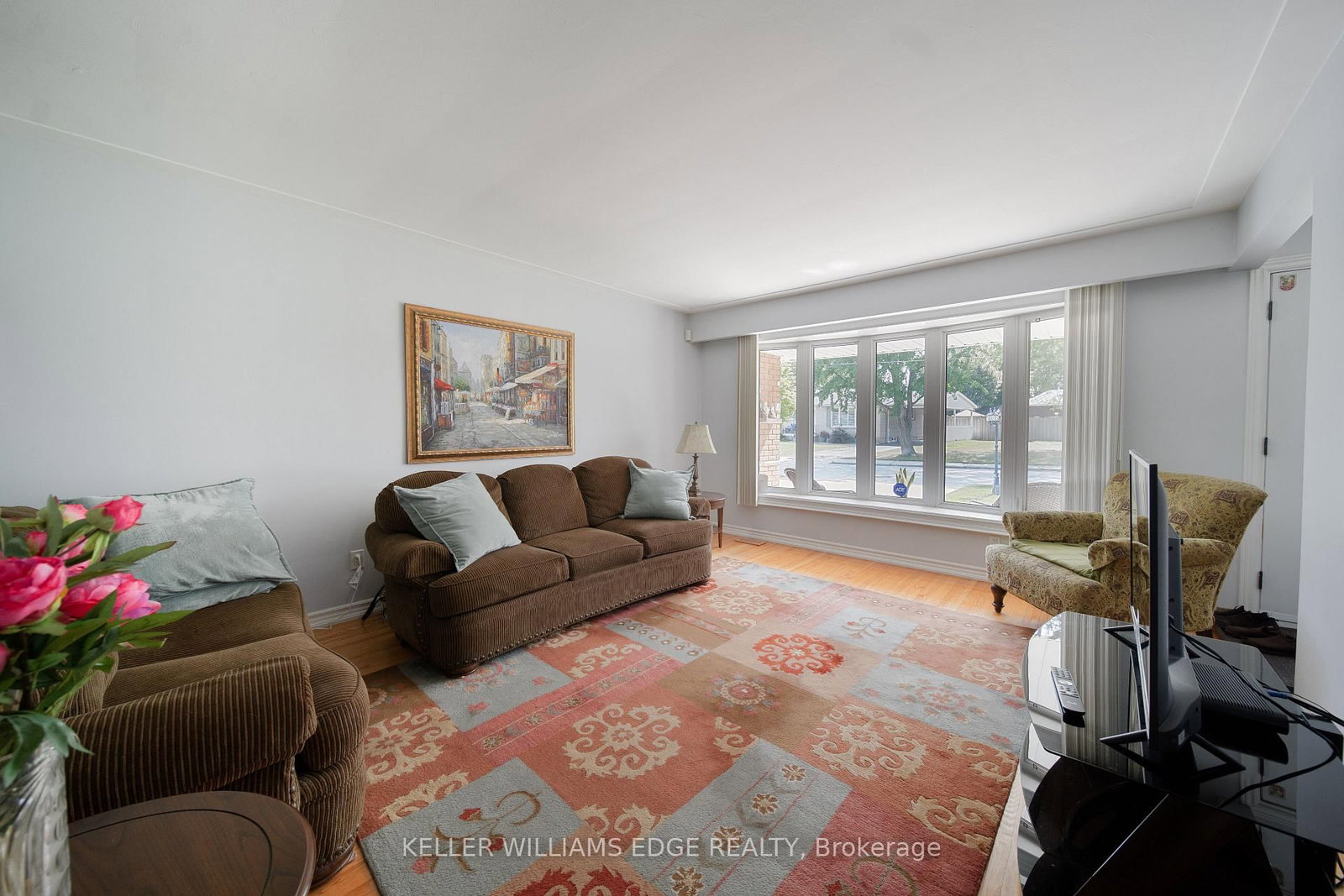 225 Nugent Drive • Hamilton, ON photo 8