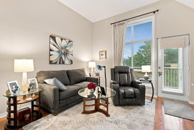 511 Gainsborough Road • #327 • London North, ON photo 9