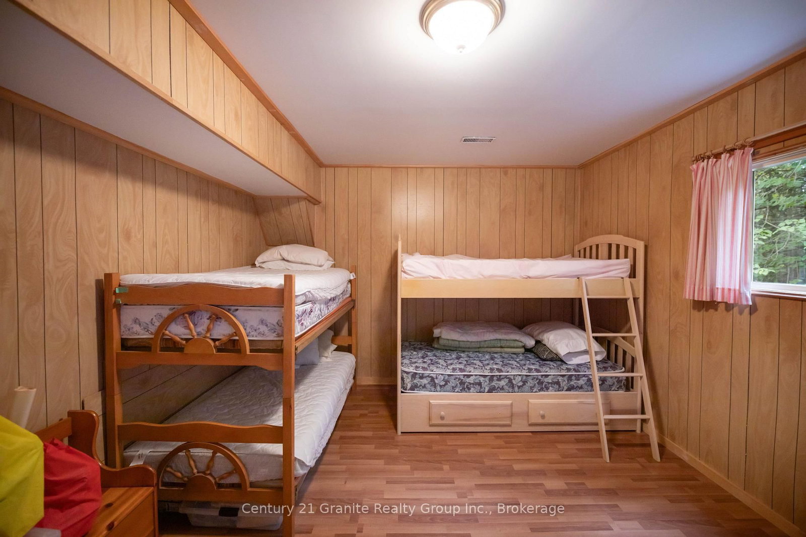 4943 Kennisis Lake Road Drive • Dysart et al, ON photo 19
