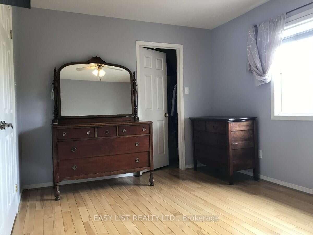1480 Bonneville Crescent • Ottawa, ON photo 9