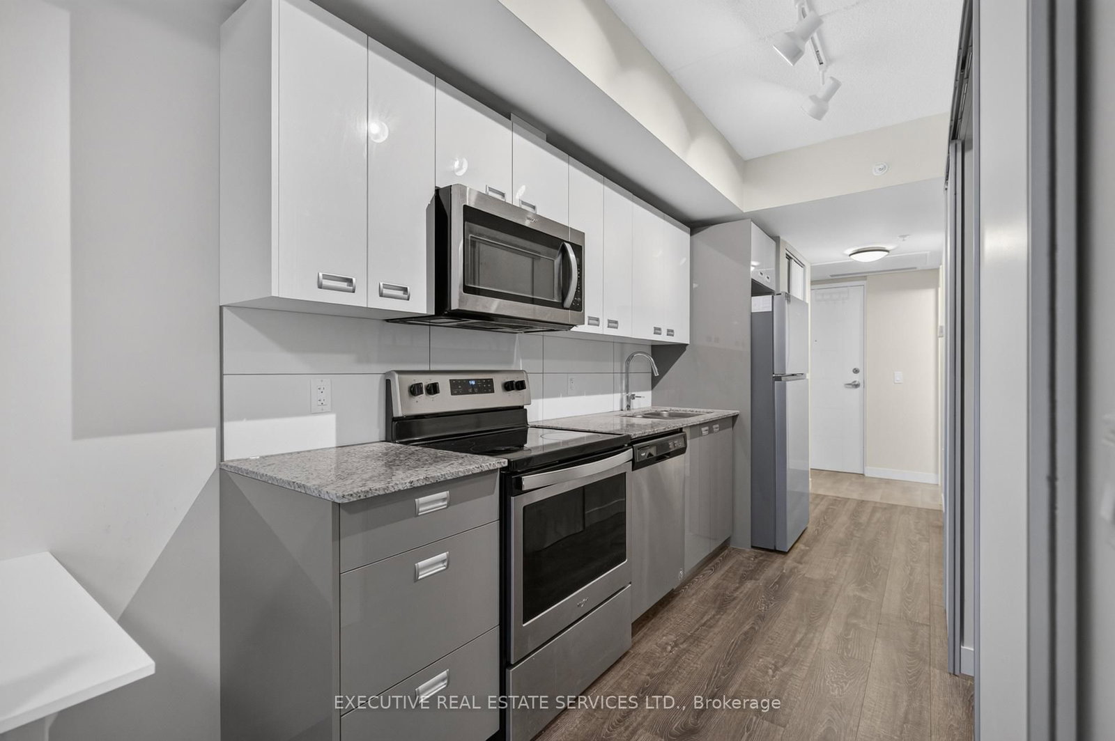 257 HEMLOCK Street • #509 • Waterloo, ON photo 17