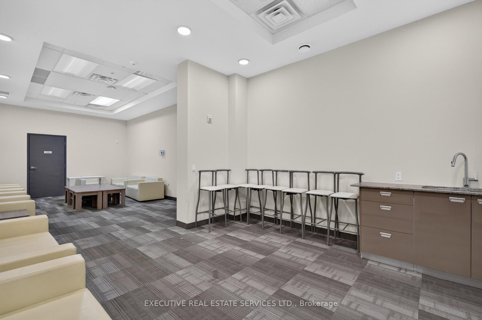 257 HEMLOCK Street • #509 • Waterloo, ON photo 33