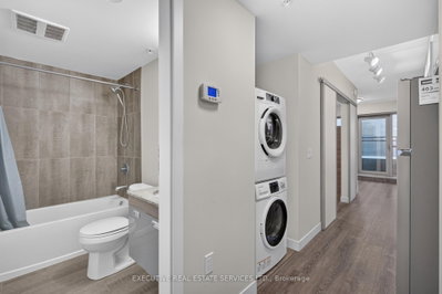 257 HEMLOCK Street • #509 • Waterloo, ON photo 9