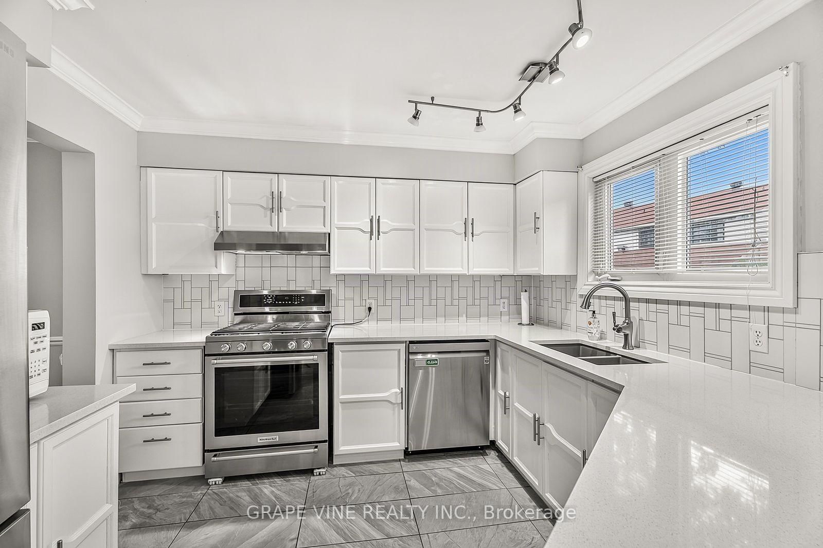 1715 CARA Crescent • Ottawa, ON photo 19