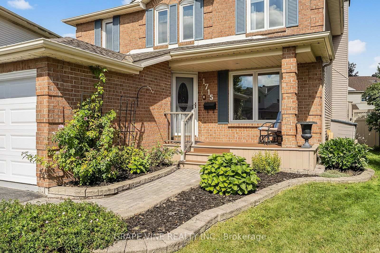 1715 CARA Crescent • Ottawa, ON photo 3