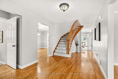 1715 CARA Crescent • Ottawa, ON photo 6