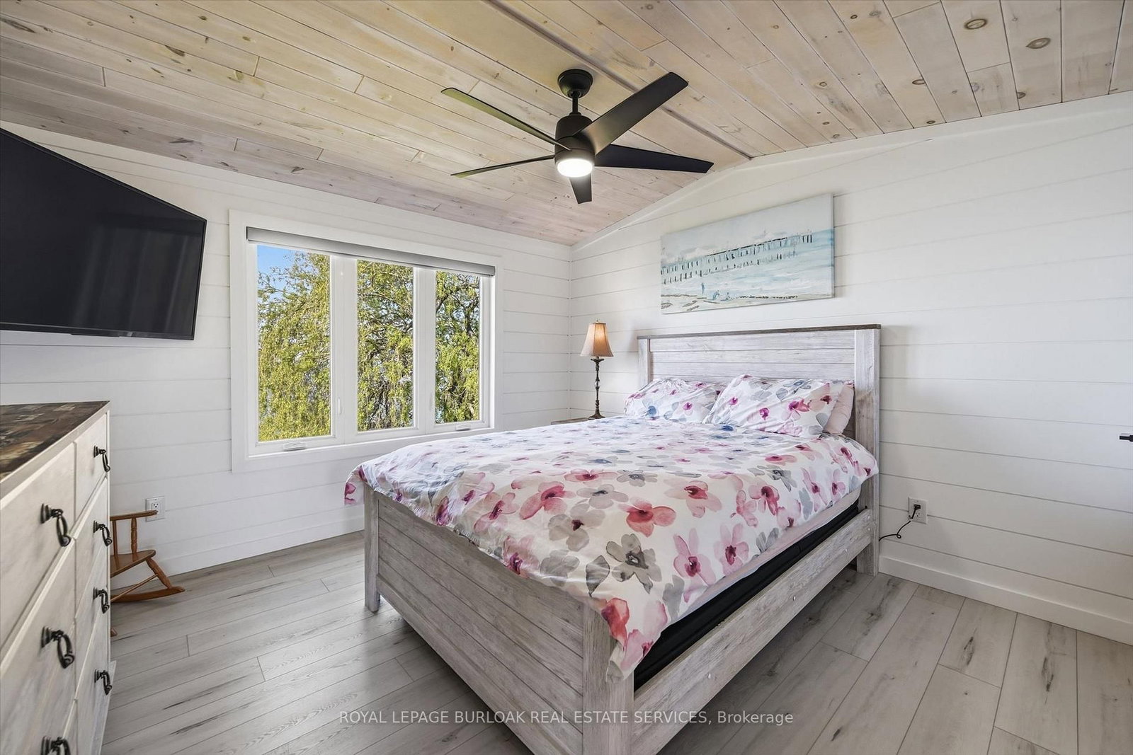 402 South Coast Drive • Haldimand, ON photo 15