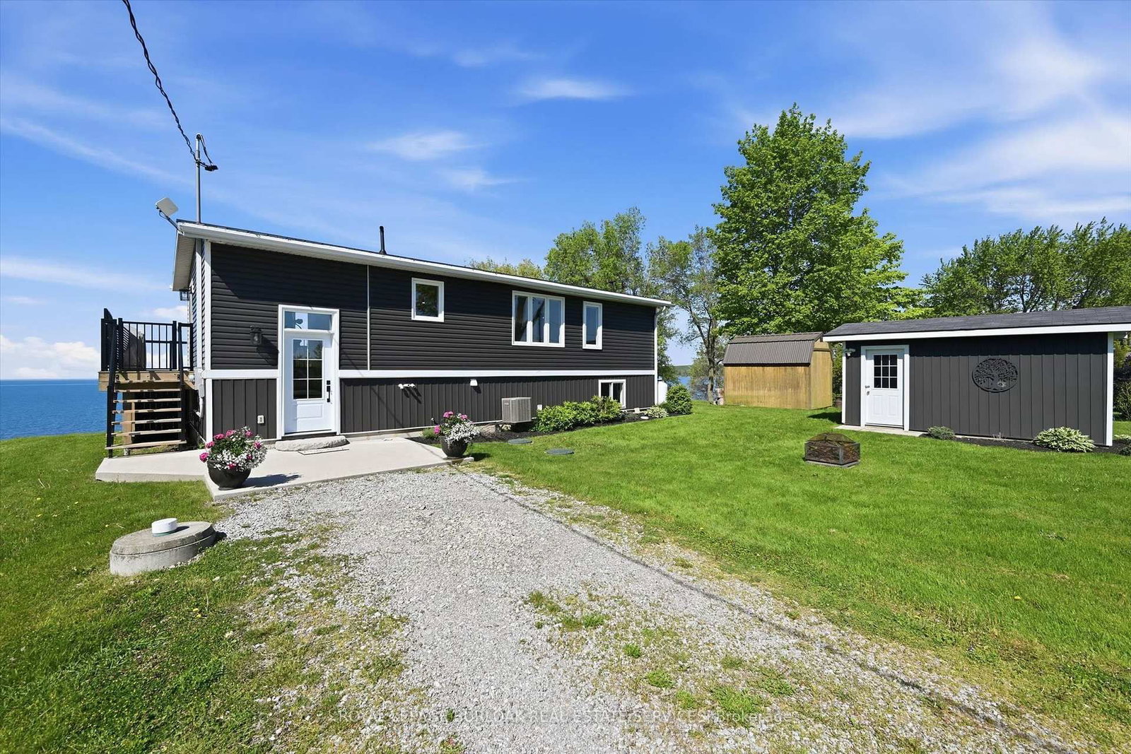 402 South Coast Drive • Haldimand, ON photo 5