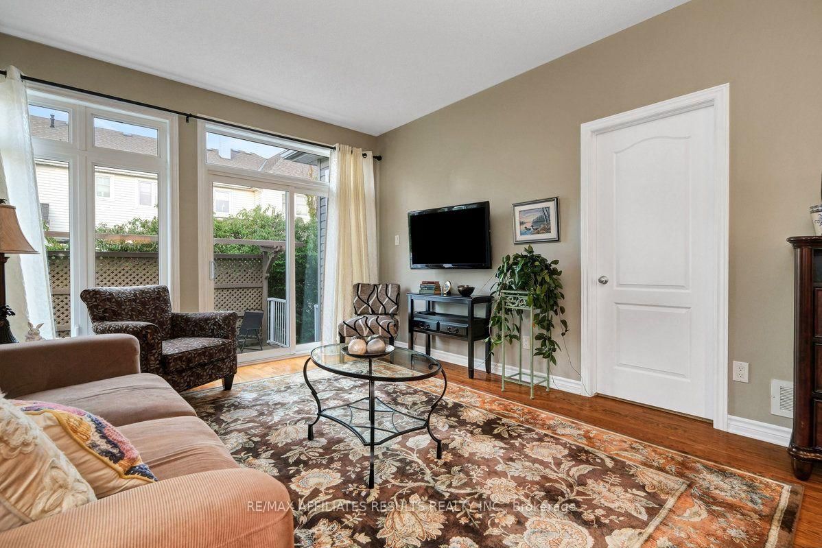 248 Bulrush Crescent • Ottawa, ON photo 6