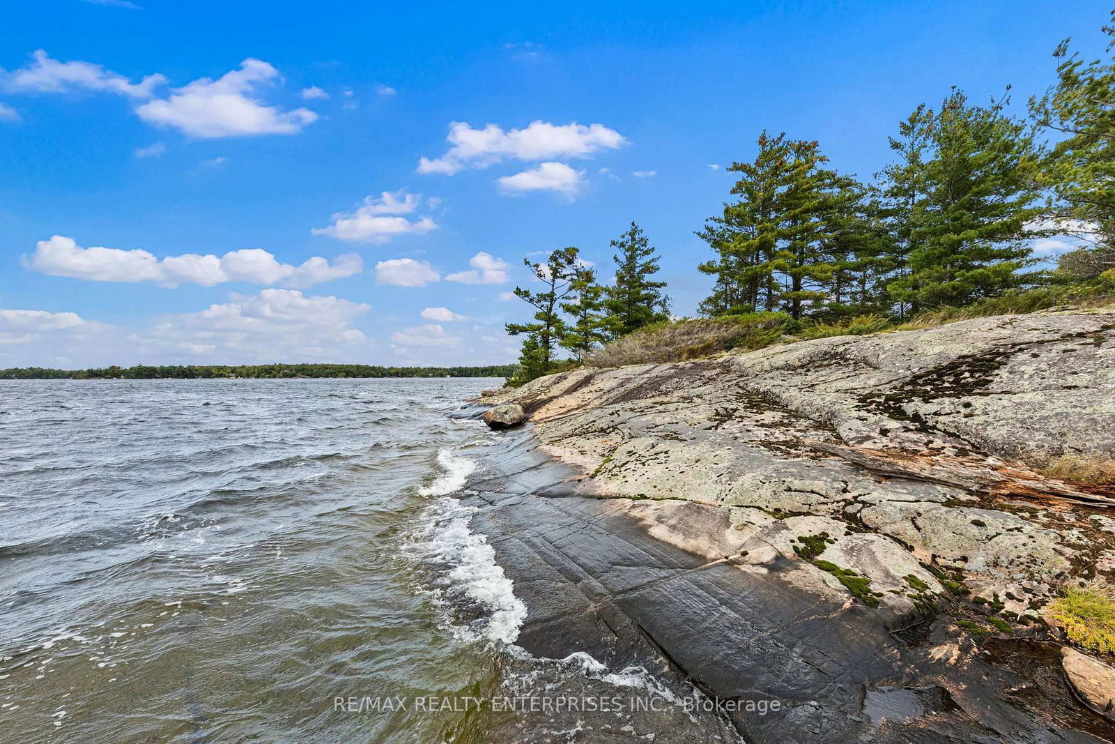 235 Art's Lane • Georgian Bay, ON photo 1