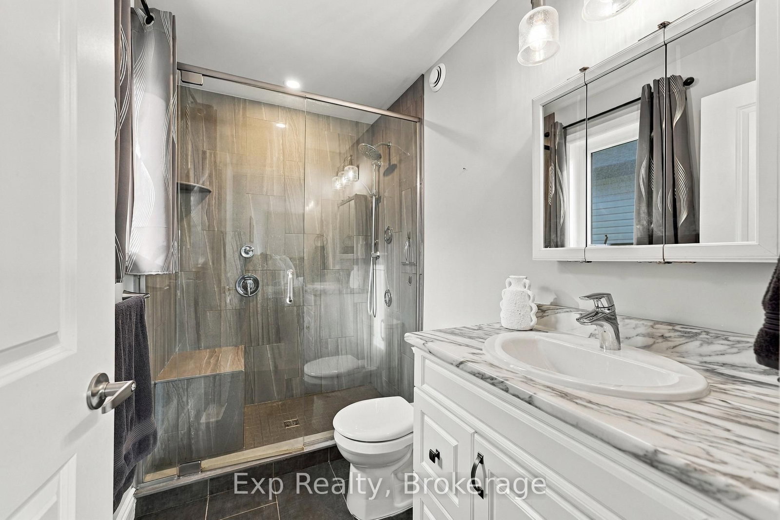 14 Lehtinen Crescent • Belleville, ON photo 13
