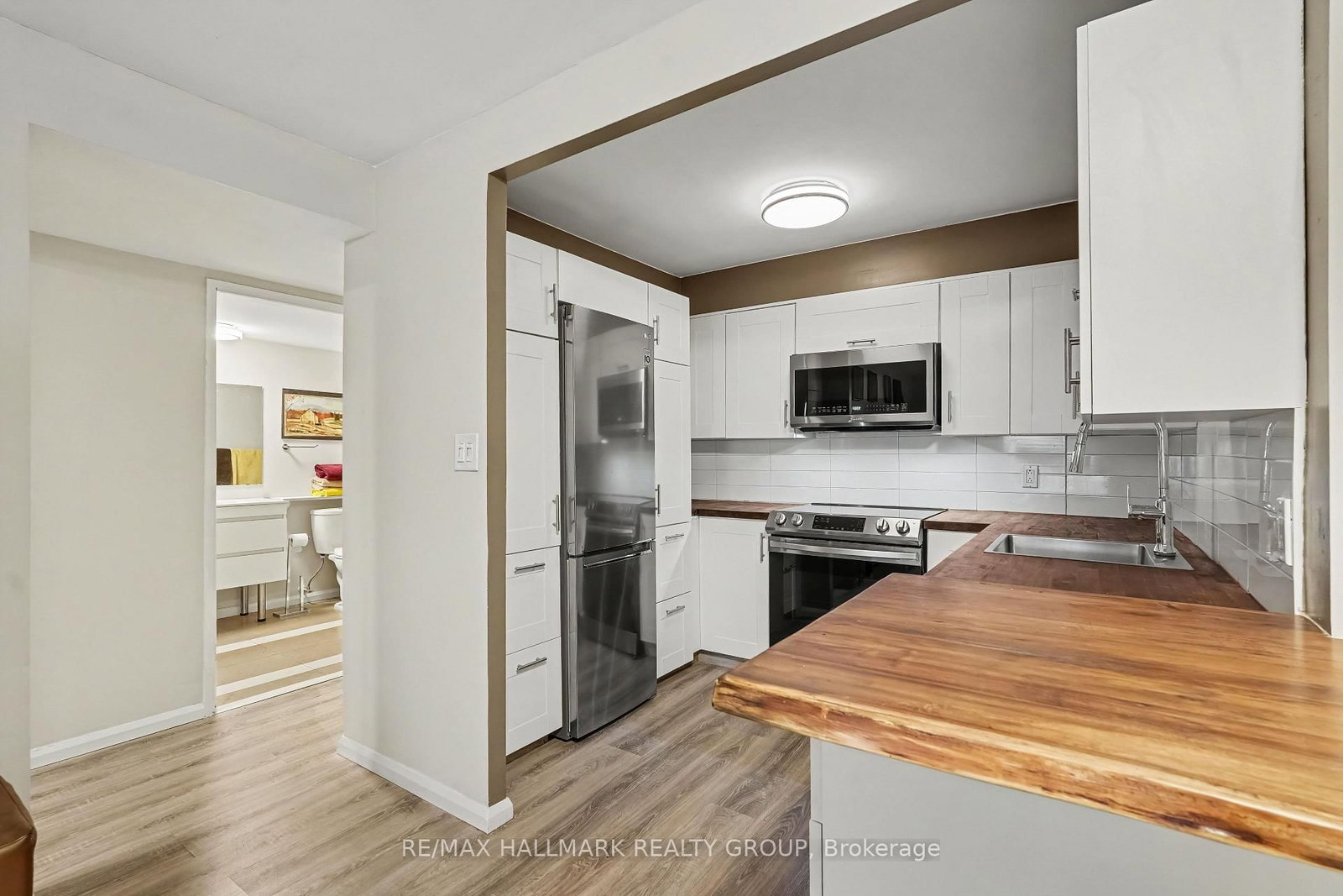 475 Laurier Avenue W • #403 • Ottawa, ON photo 14