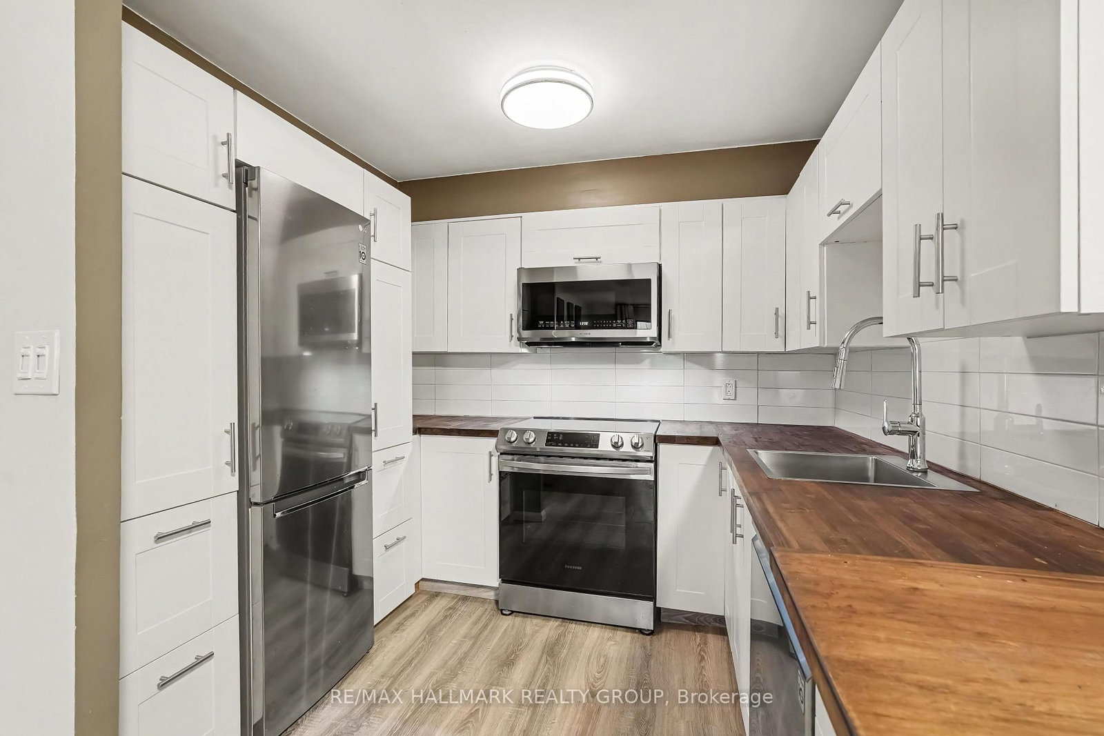 475 Laurier Avenue W • #403 • Ottawa, ON photo 15