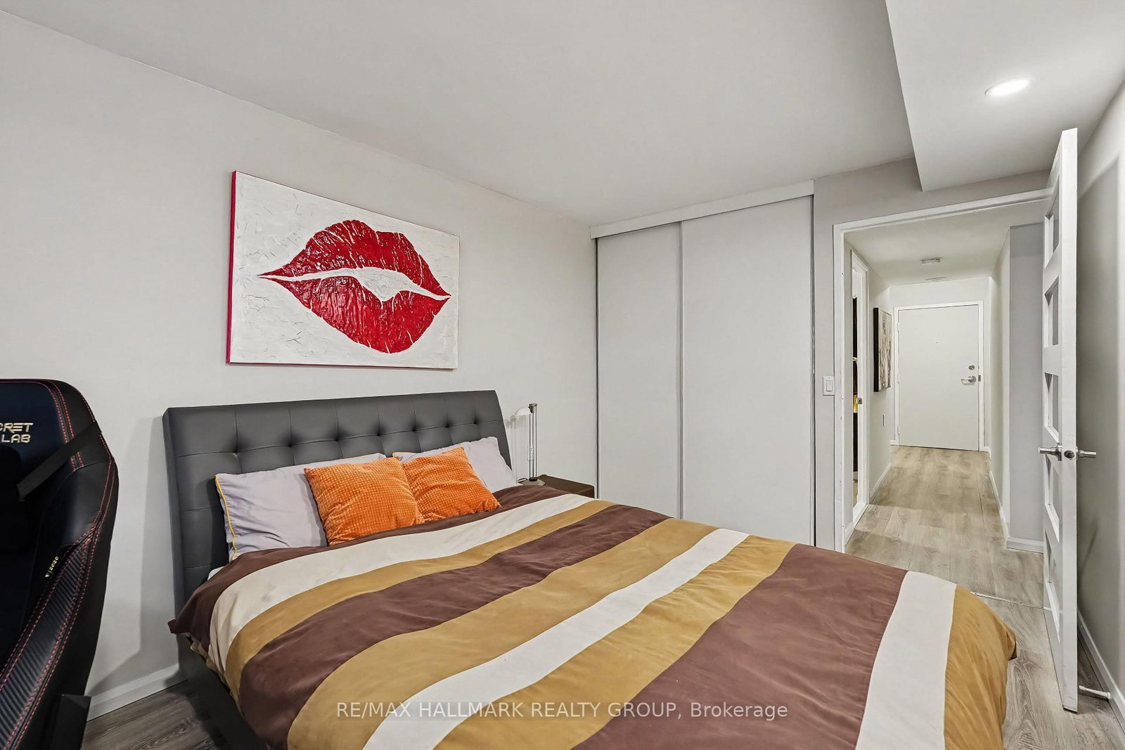 475 Laurier Avenue W • #403 • Ottawa, ON photo 18