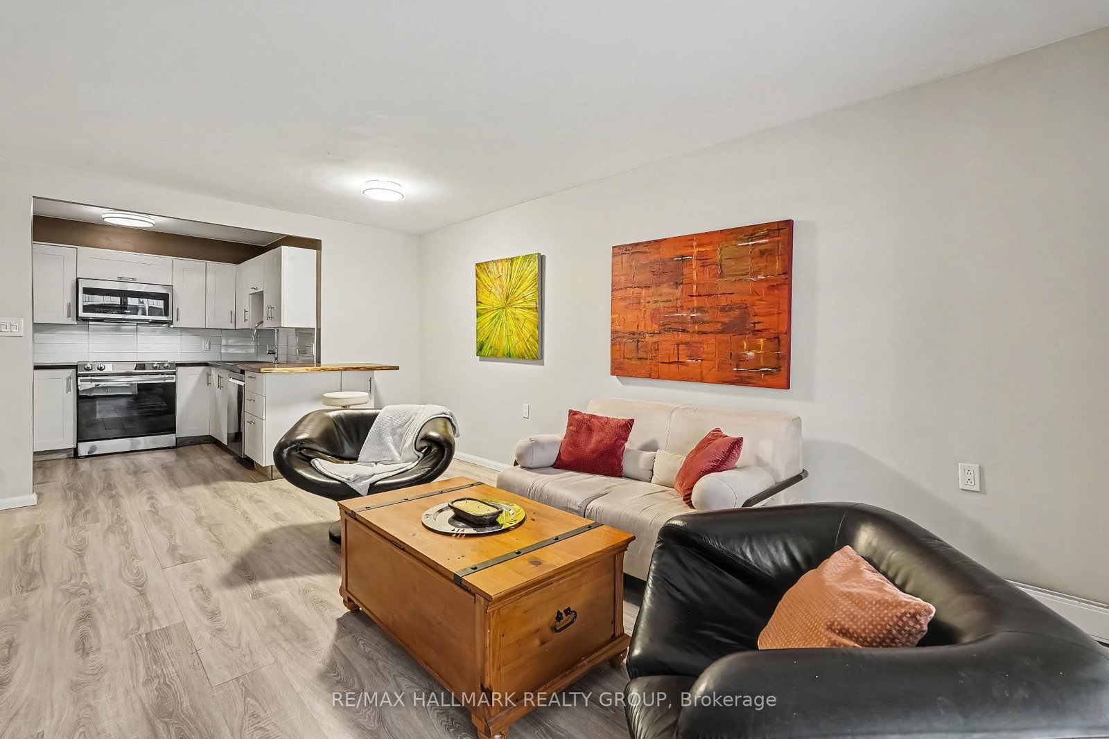 475 Laurier Avenue W • #403 • Ottawa, ON photo 8