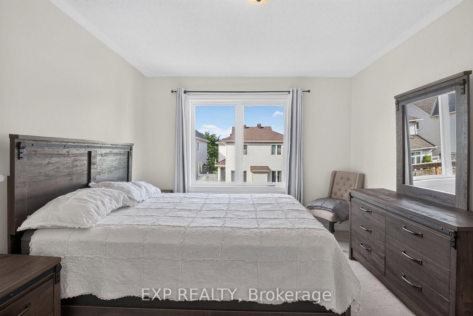 79 SELHURST Avenue • Ottawa, ON photo 10