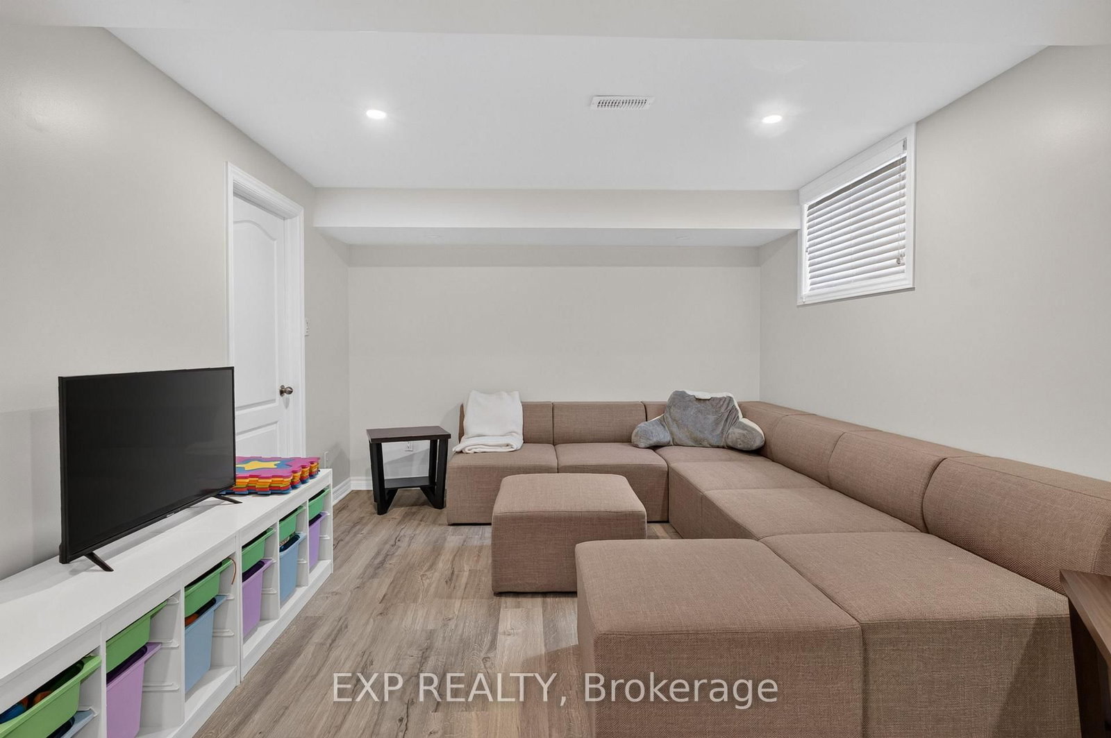 79 SELHURST Avenue • Ottawa, ON photo 15